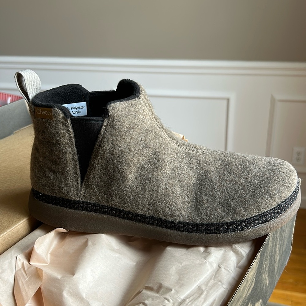 Chaco revel Chelsea V New in Box